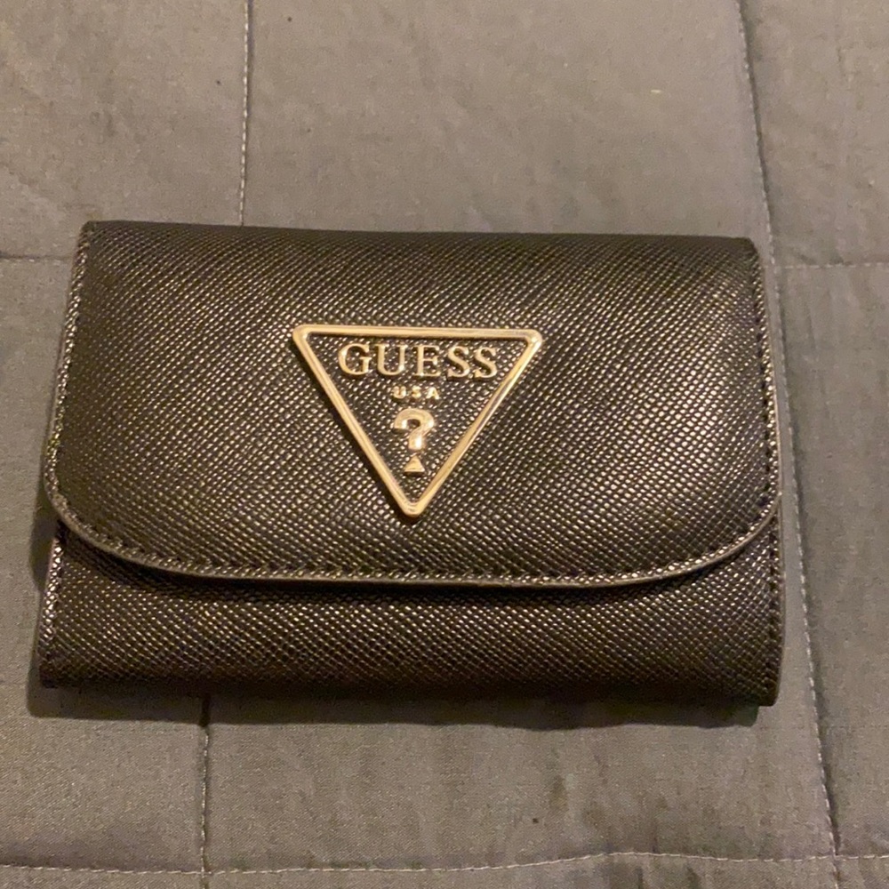 Guess Wallet